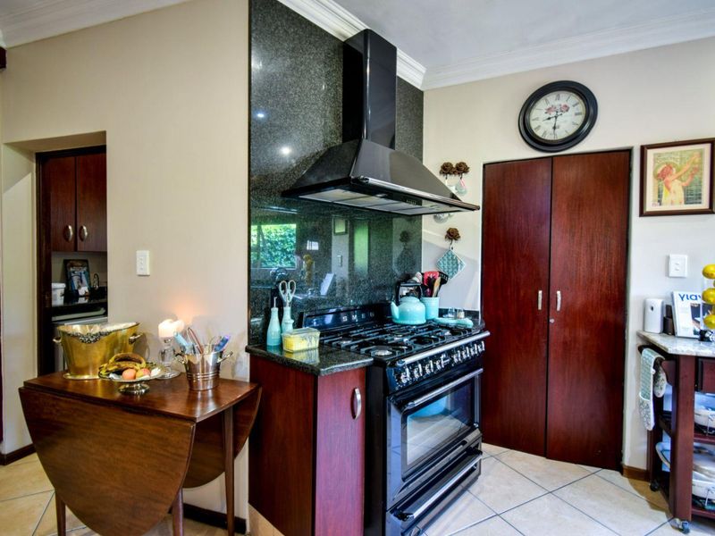 Spacious Five Bedroom home in Midstream Estate - Photo 10