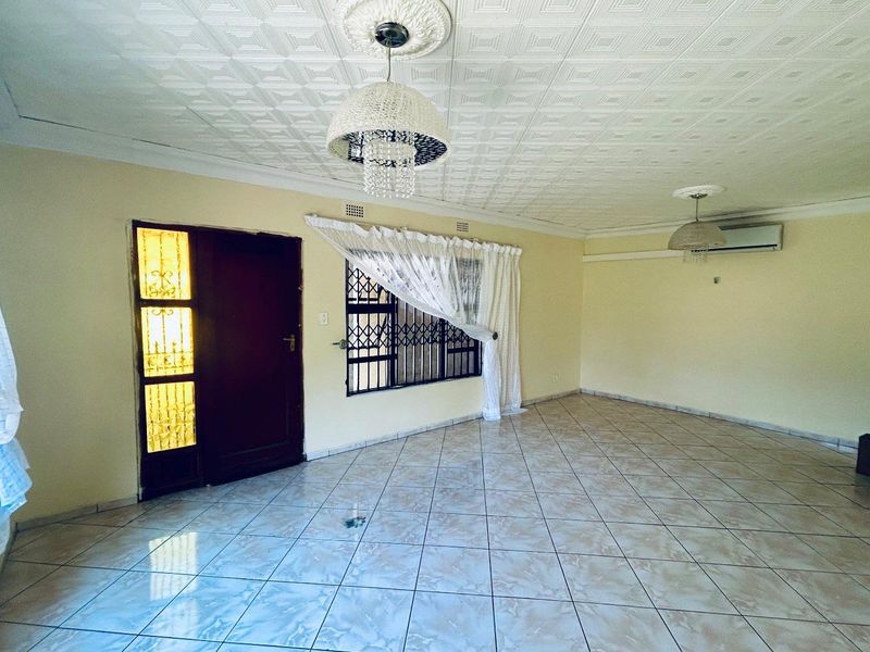 4 bedroom house for sale in vryheid - Photo 5