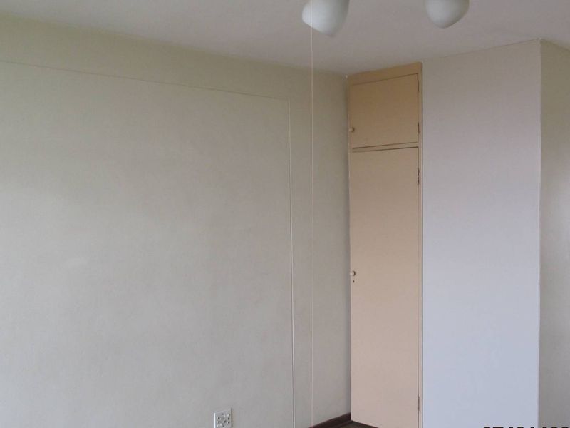 A BACHELOR FLAT TO RENT IN SUNNYSIDE - Photo 8