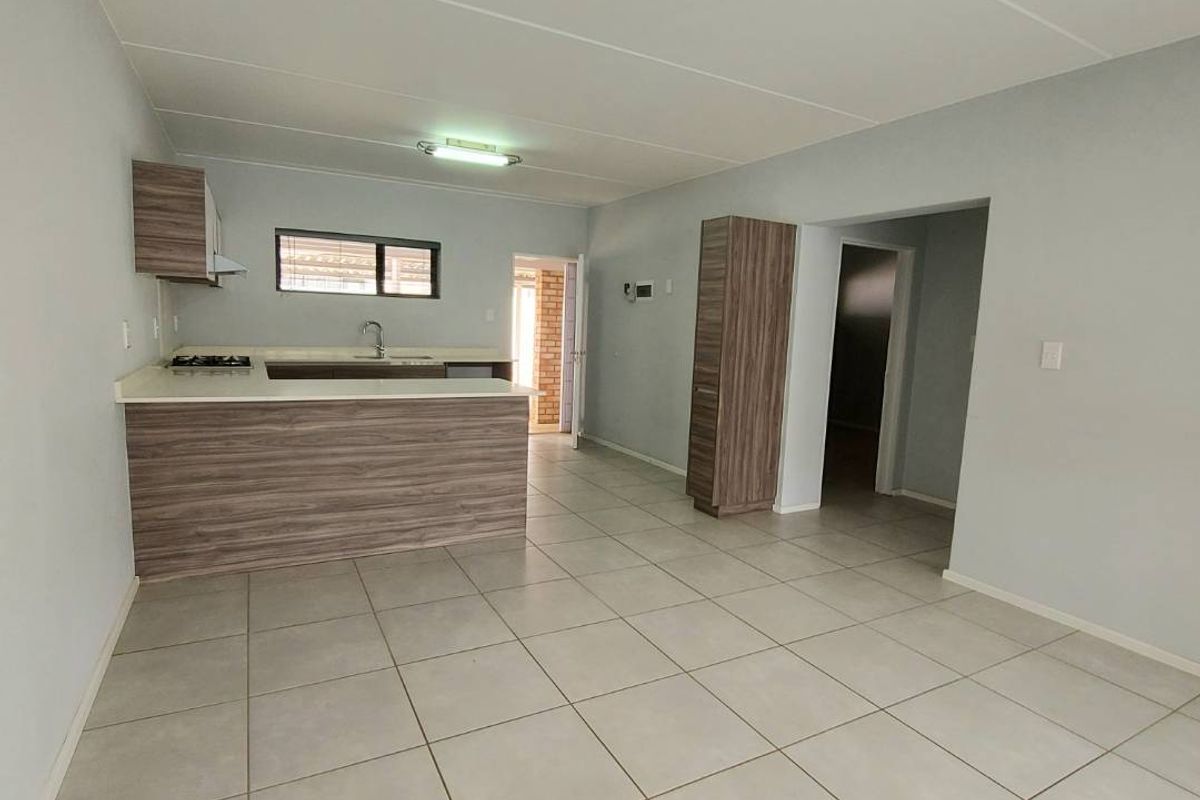 Be The Proud Owner Of This Ground Floor Unit! - Photo 5
