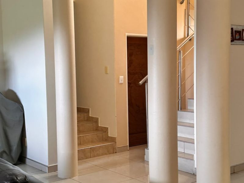FOR SALE BEAUTIFUL HOUSE AUASBLICK - Photo 6