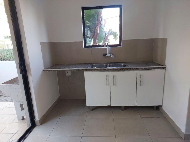 Modern Home For Rental in Palm Lakes Estate - Photo 3