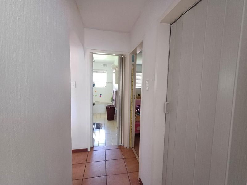 2 bedroom apartment in safe complex - Photo 9