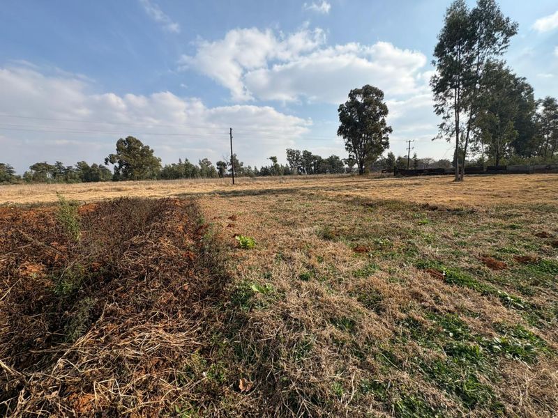 Versatile 2.4 ha Corner Stand of Agricultural Land Offering Space and Opportunity - Photo 8