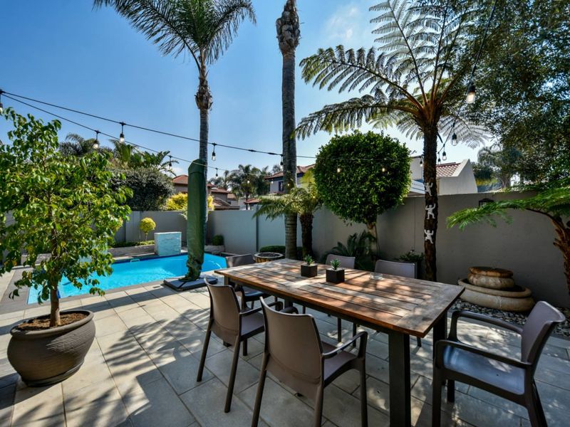 Immaculate three bedroom home in security estate - Moreleta park - Photo 7