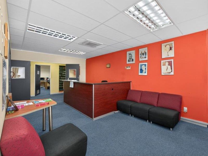 CBD PERIPHERY SECTIONAL TITLE UNIT FOR SALE - Photo 3