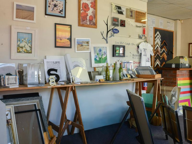 Framing, Signage Business and Premises for Sale in Port Alfred - Photo 5