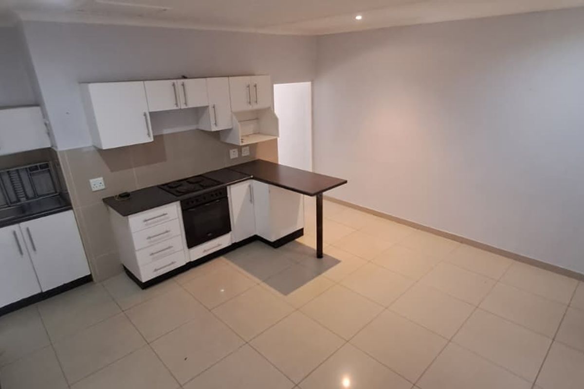 Step into this neat 2-bedroom granny flat, perfectly suited for comfortable everyday living. - Photo 3