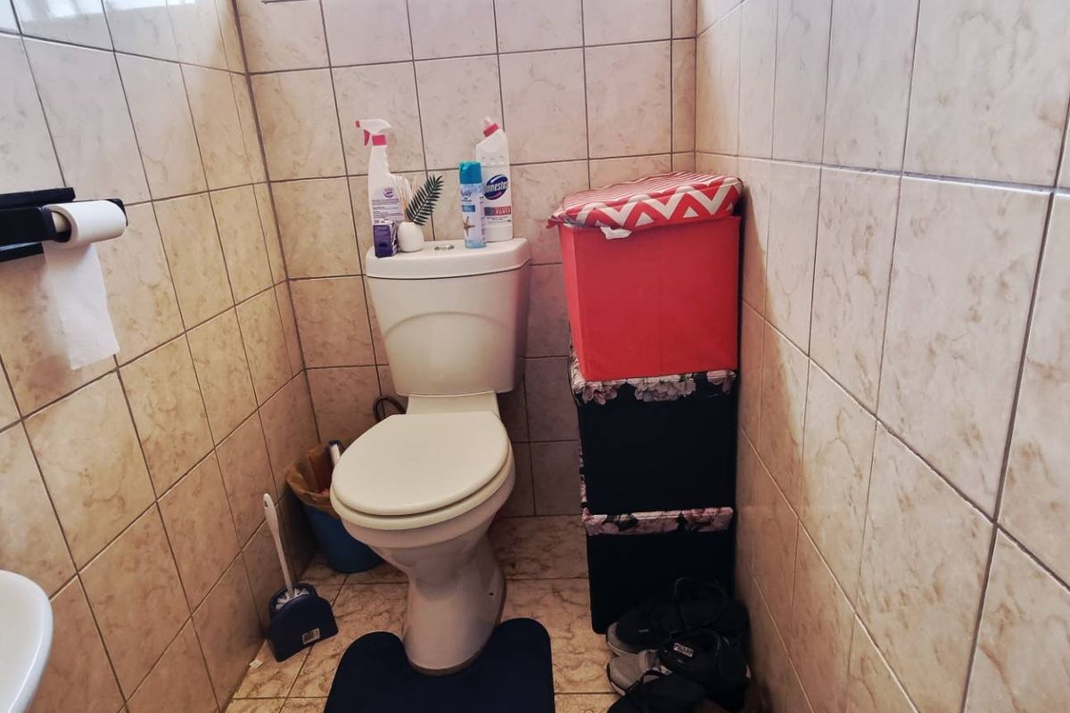 Wanaheda 3 bedroom house with flats - Photo 5