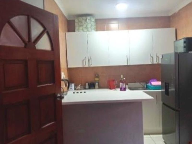 1 Bedroom Cottage To Let - Photo 2