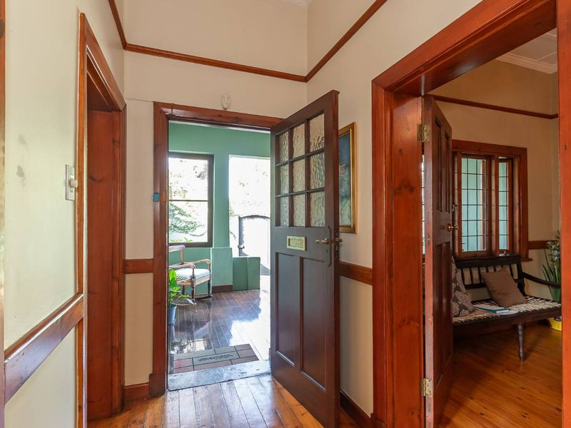 A Rare Opportunity to Own an Iconic Newlands Home with an Established Veterinary Practice - Photo 5