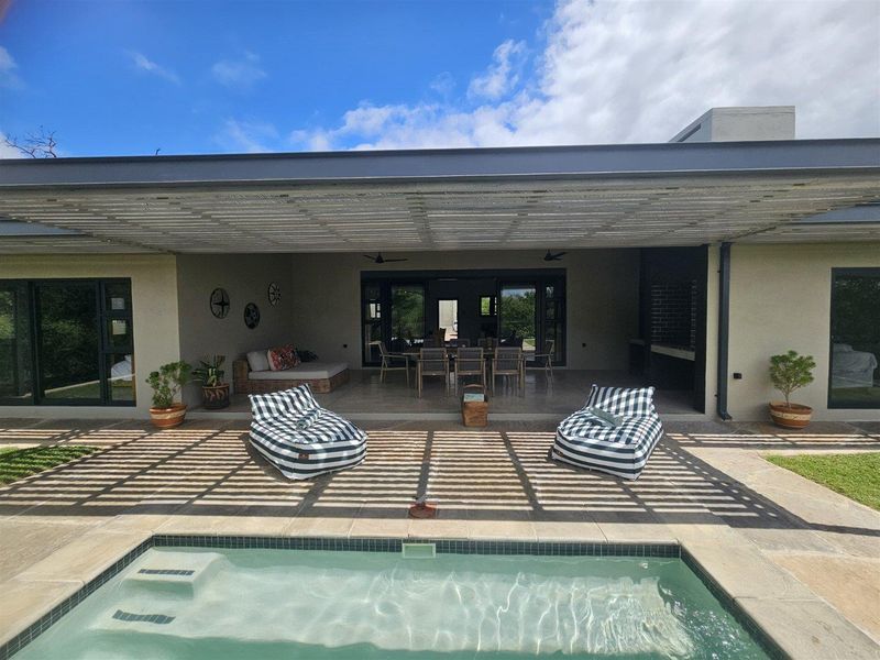 Bush Home to rent in Zandspruit Bush & Aero Estate, Hoedspruit - Photo 3