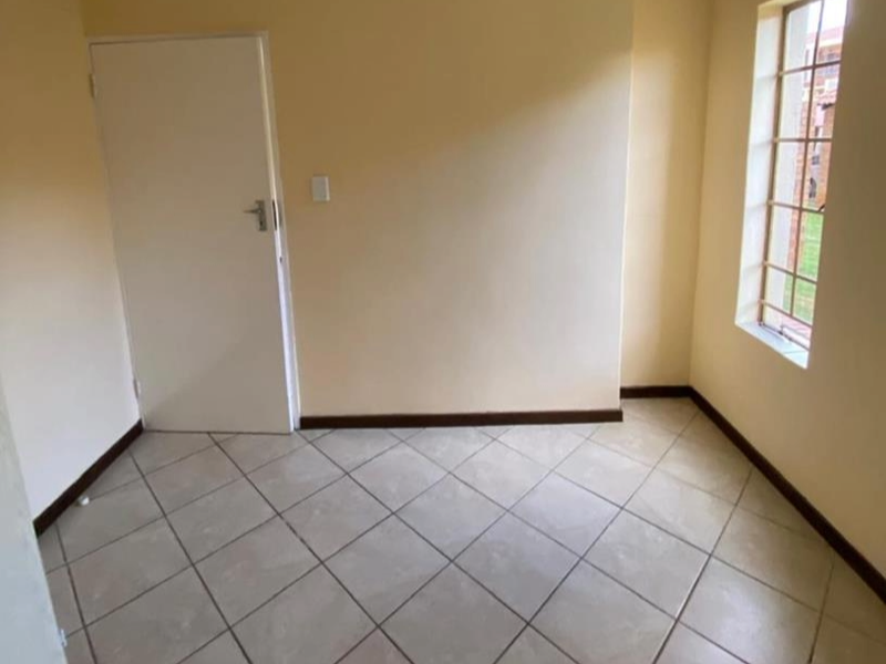 2 bedrooms ground floor apartment to rent in The Orchards - Photo 7