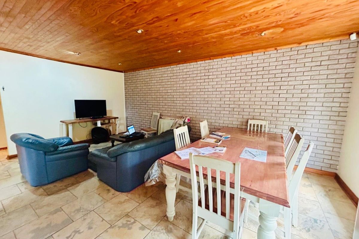 4 bedroom house for sale in Vryheid - Photo 3