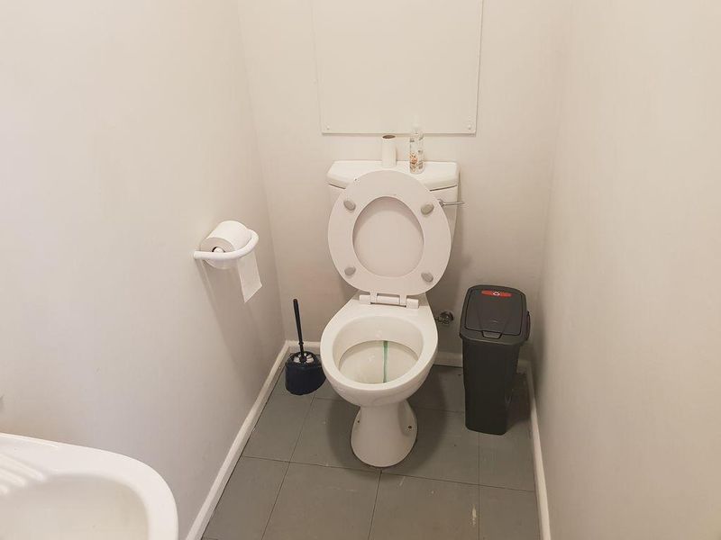 Neat Ground Floor Office at Westlake Square - Photo 10