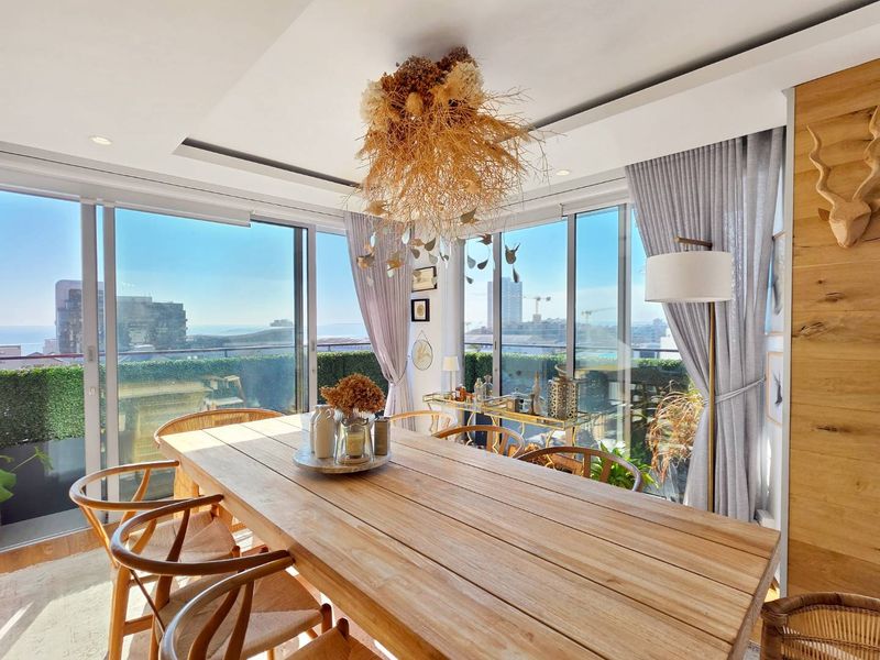 Stylish Modern Apartment in a Prime Location - Photo 5
