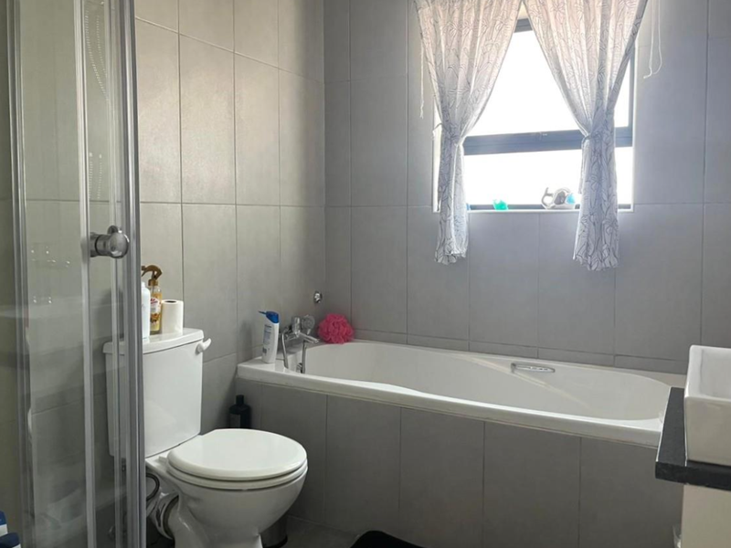 Duplex townhouse with sea views - Photo 7