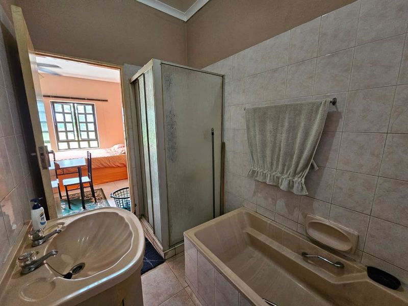 1-Bedroom Duplex Offering A Comfortable Living - Photo 7