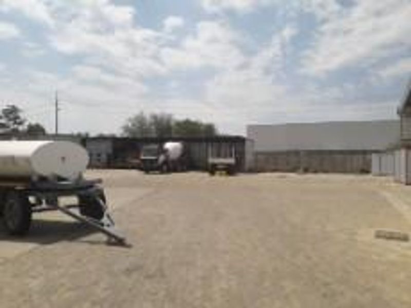 INDUSTRIAL PROPERTY WITH LOTS OF FUTURE POTENTIAL - Photo 6