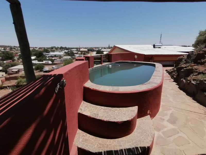 Beautiful and popular guest house for sale in Keetmanshoop – Namibia - Photo 10