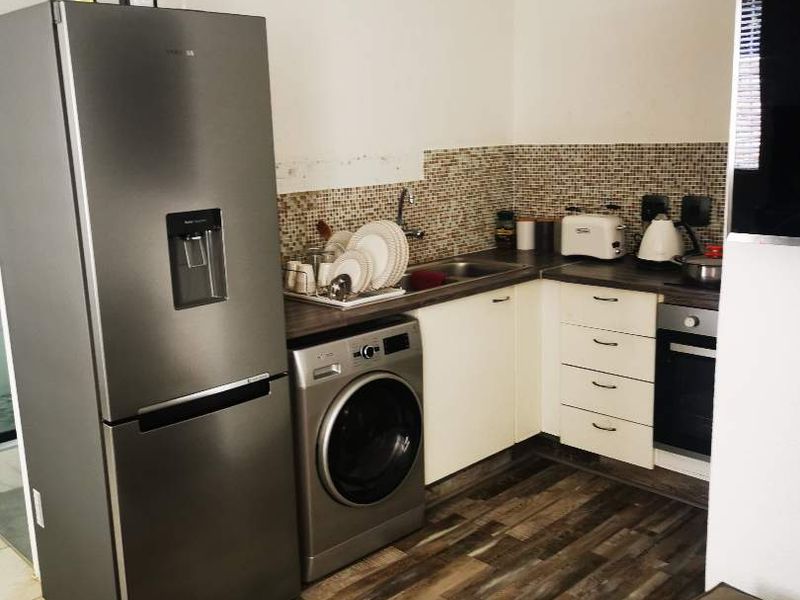 Apartment - Photo 8