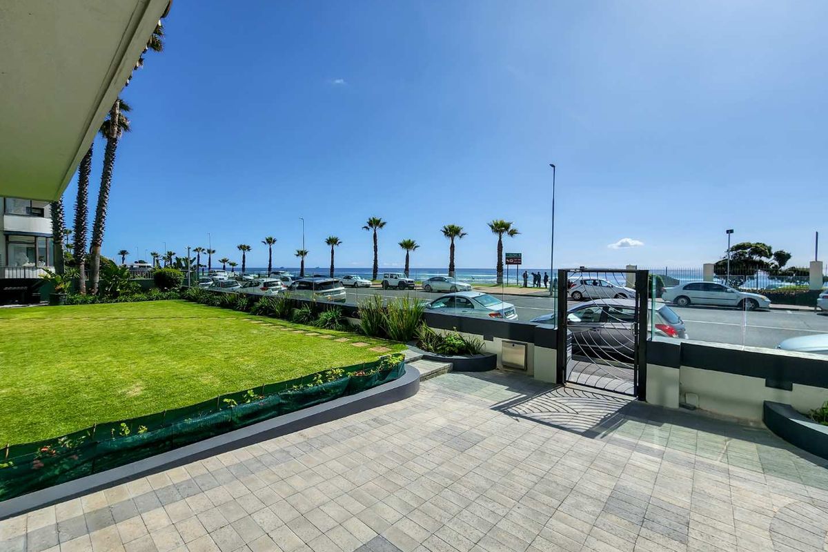 Undoubtedly Mouille Point's Grand Lady - Photo 3