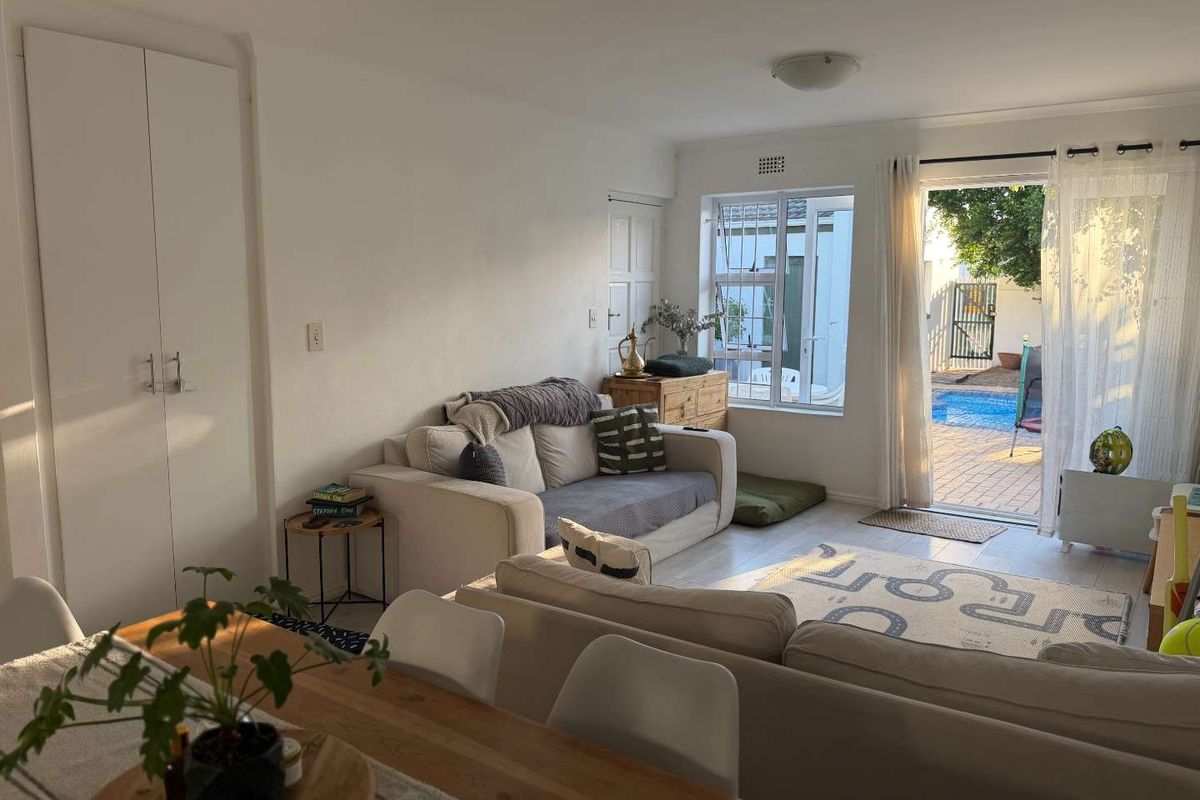 2 BEDROOM UNFURNISHED FAMILY HOME - Photo 4