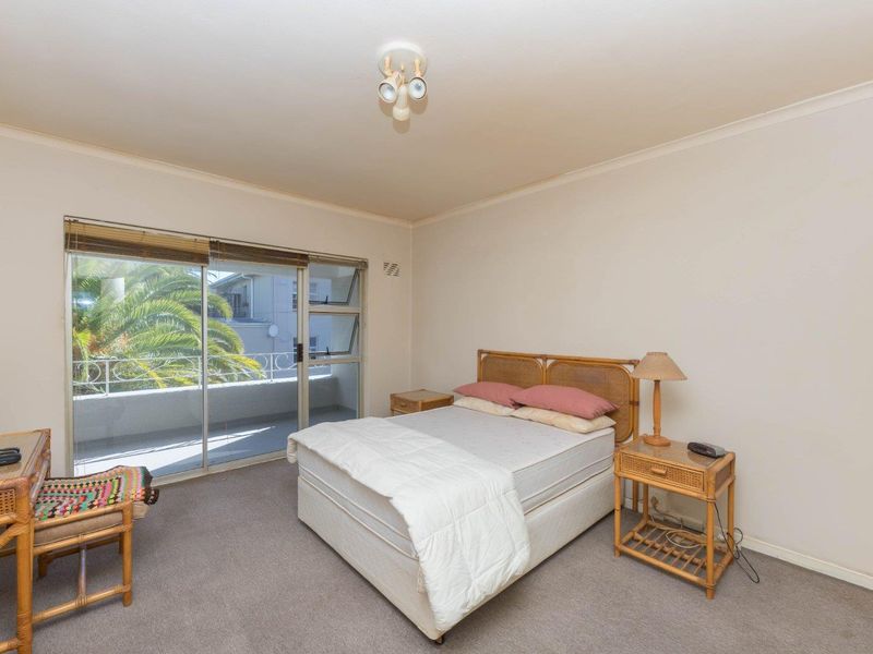 Two bedroom apartment in Green Point - Photo 7