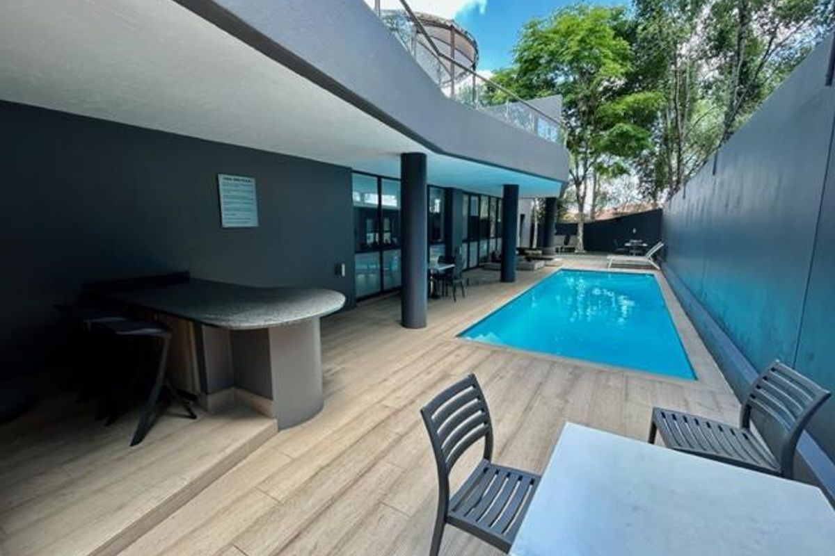 FULLY FURNISHED 2 BED AND 2 BATH APARTMENT FOR RENT - Photo 4