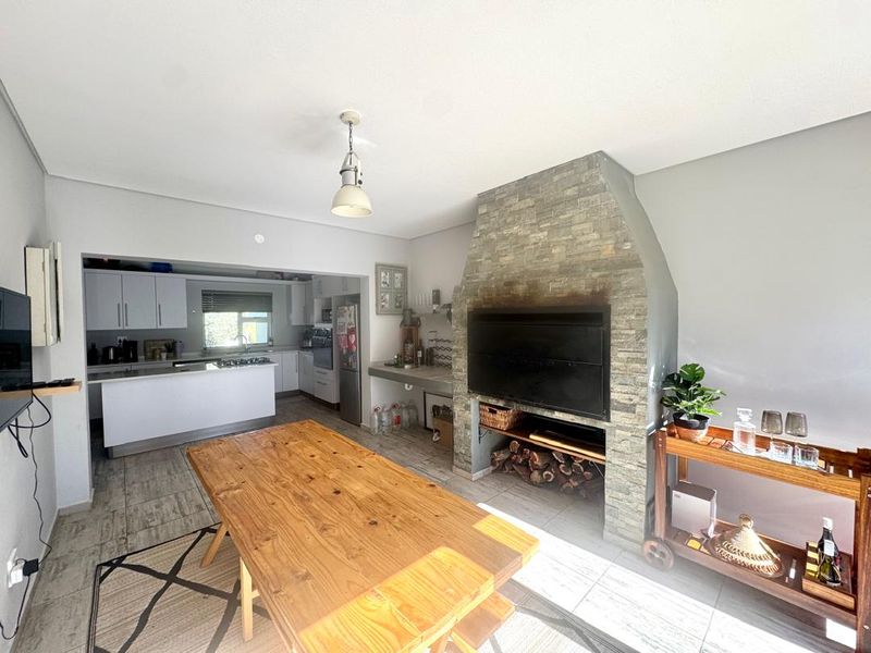 3 Bedroom House For Sale in Elisenheim - Photo 6