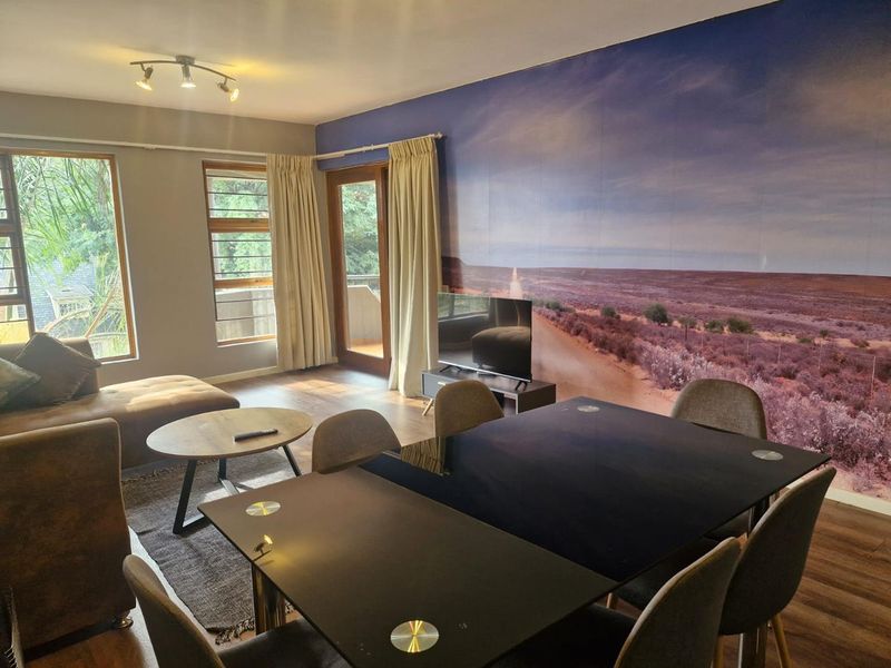 Immaculate top floor 3 bedroom apartment allows air bnb - Photo 2