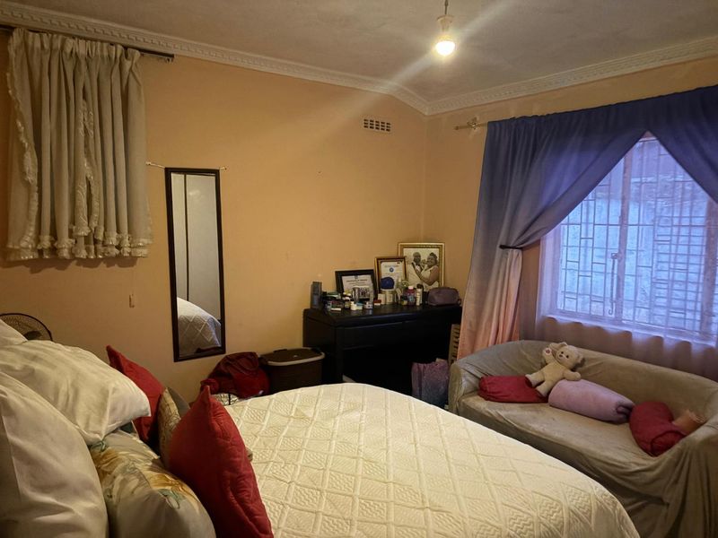 Discover Your Dream Home! - Photo 5