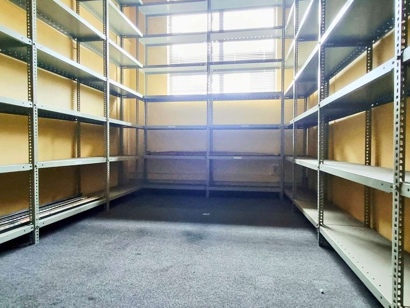 Warehouse & Offices to Let | Double Volume Industrial Space Near Durban CBD - Photo 6
