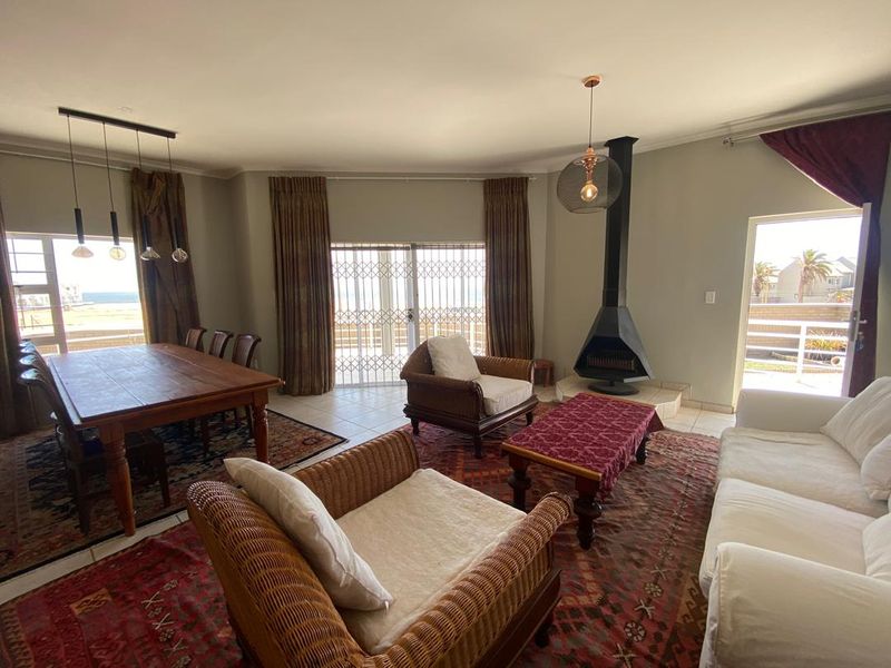 DREAM 3-BEDROOM TOWNHOUSE FOR SALE IN VOGELSTRAND, SWAKOPMUND, NAMIBIA - Photo 2