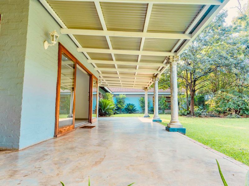 Modern, 5 Bedroom, 4 Bathroom, Family Home - Photo 10