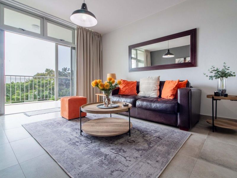 UNIQUE Contemporary Gem in Thorniebrae - Photo 5