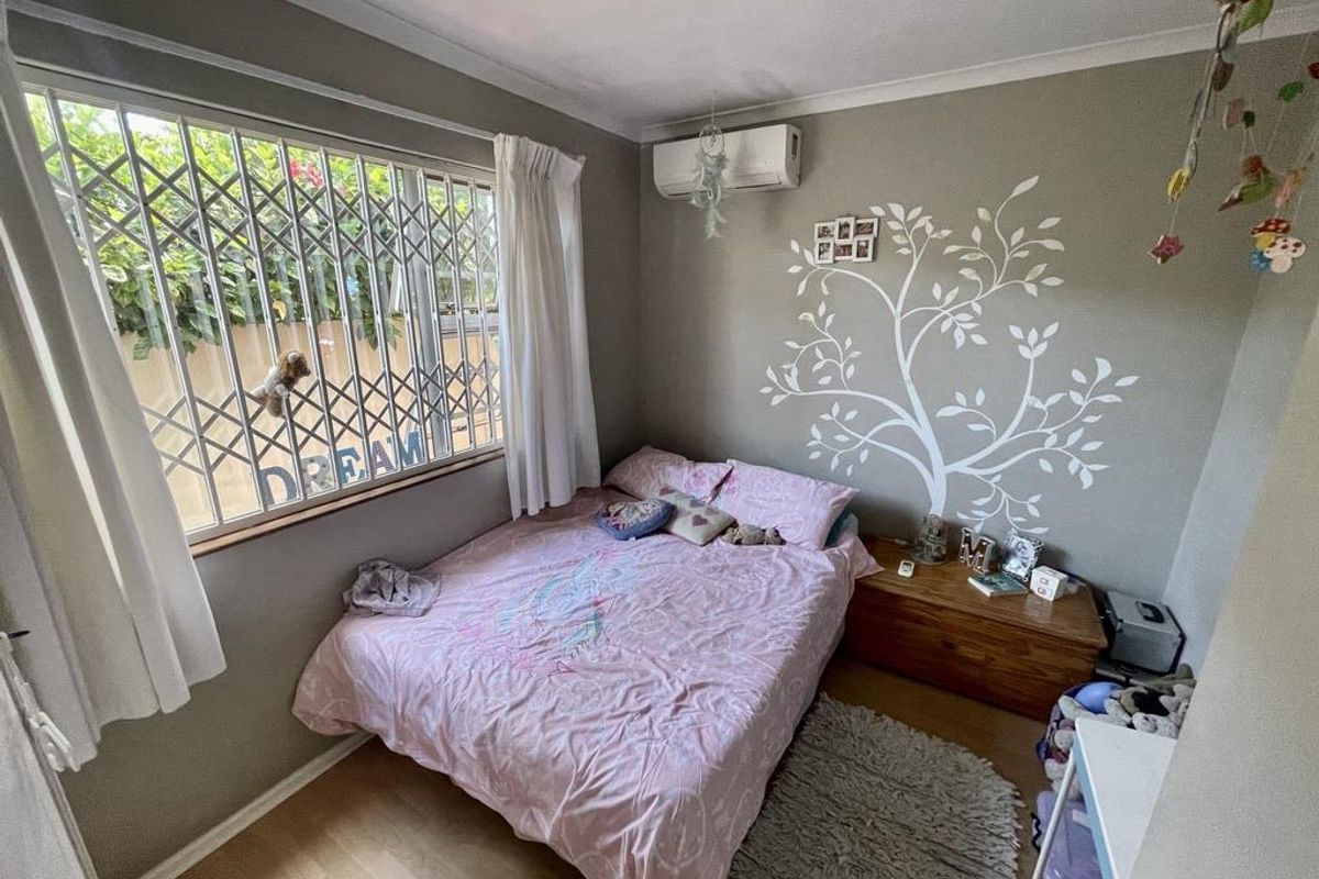 Hendra - Charming 3-Bedroom Townhouse in Leafy Riverside, Durban North - Photo 5