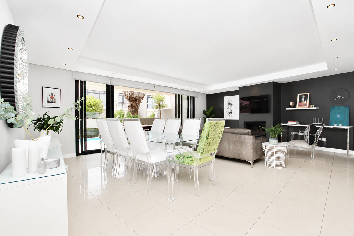 Three-Storey Home in Gated Complex at the Beach - Photo 4