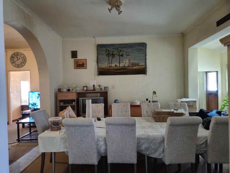 Spacious 2 bedroom, 2 bathroom freestanding house - Photo 3