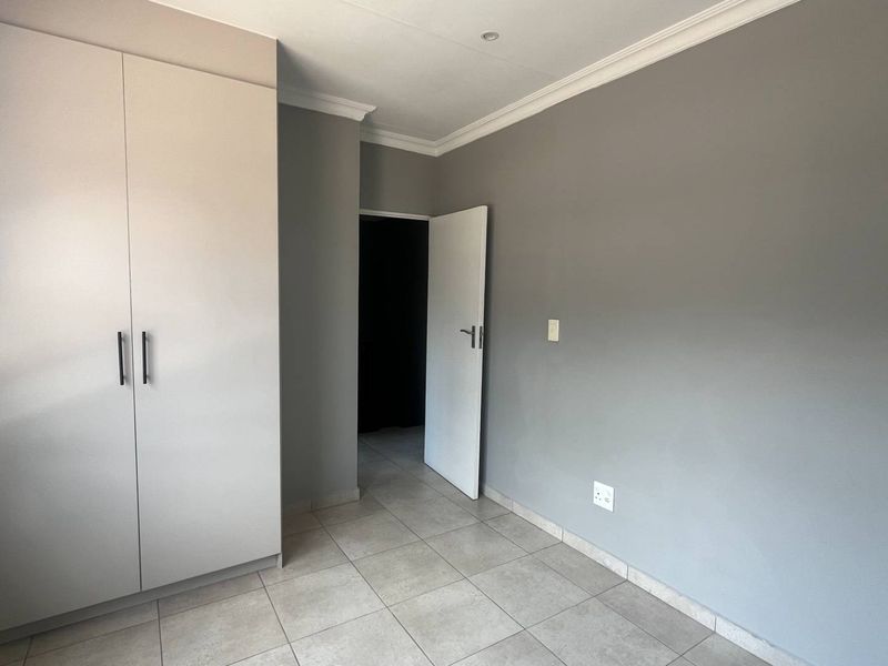 Where comfort meets clever living -your Ferndale hideaway with a garden twist! - Photo 10