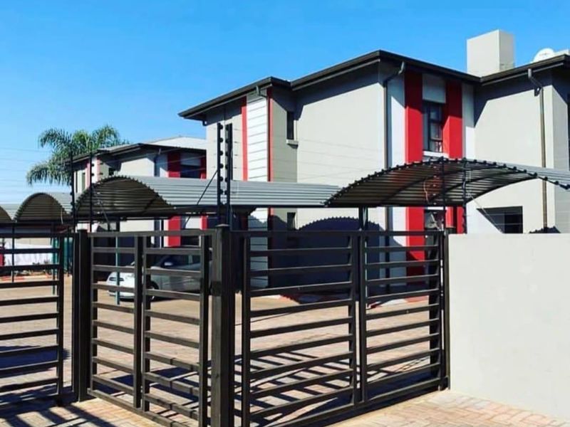 3 Bedroom In A Safe & Secured Complex For Rental - Photo 10