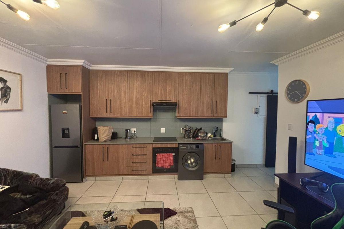 1 Bedroom Ground floor - Photo 2