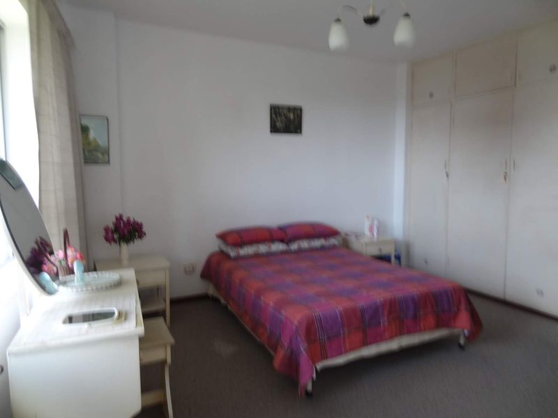 1.5 Beds For Sale in North Beach - Photo 5