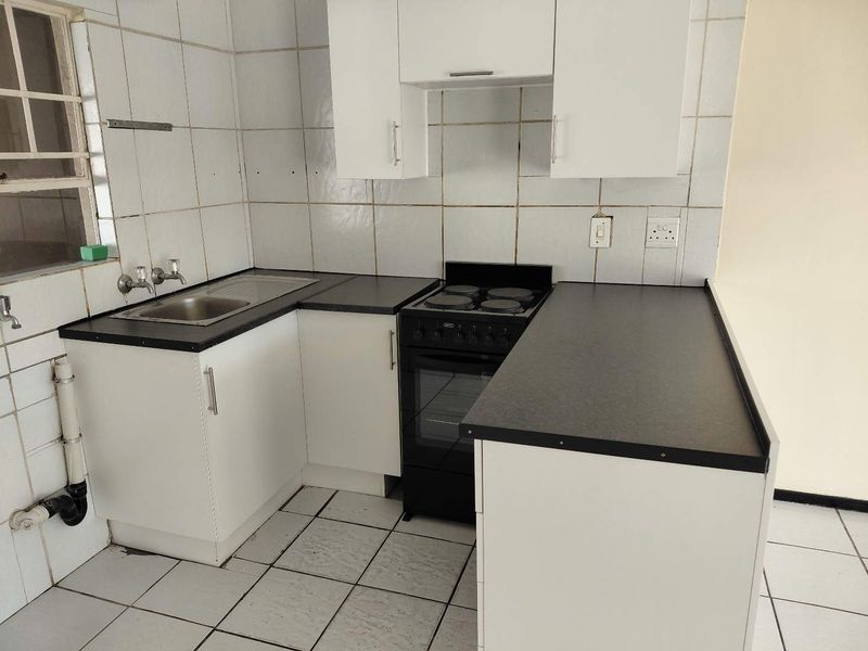 Good location - - Photo 2