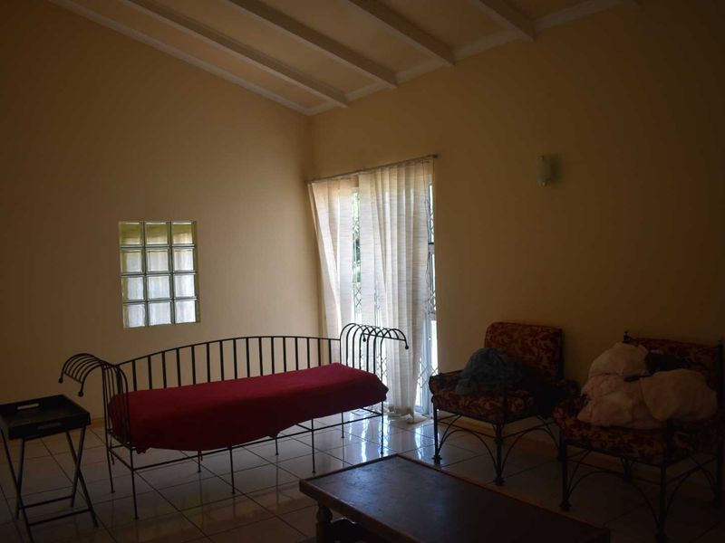 Exclusive home in upmarket area! Serrious seller!!! - Photo 9