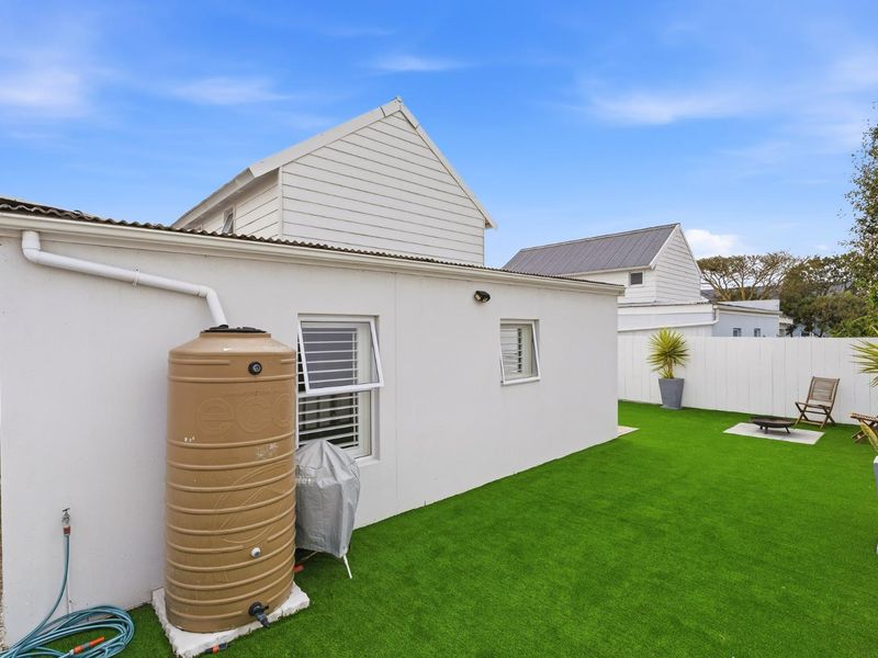 Immaculate Double-Storey Home Available To Let - Photo 2