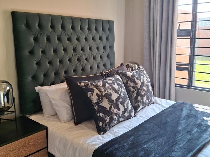 2 BEDROOM STACK UNITS FOR SALE IN RIETVALLEIRAND - Photo 10