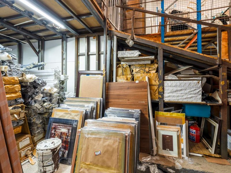 For Sale: 240 m2 Commercial Unit in Kingdom Park – Milnerton - Photo 9