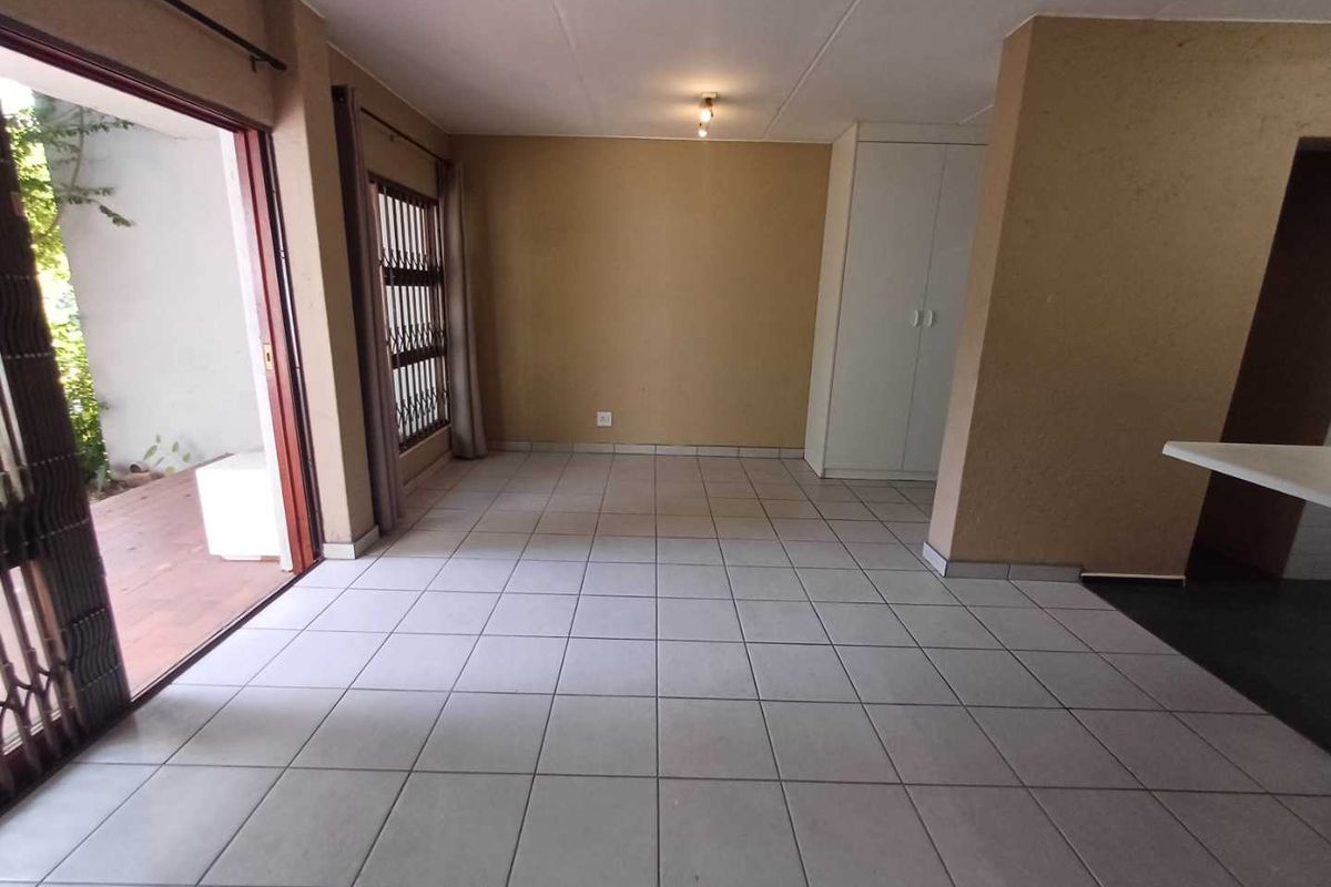 Luxury Bachelor Apartment in Prime Morningside Location - Photo 3