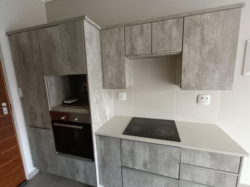 AMBERFIELD - 2 BEDROOM APARTMENT IN SECURE ESTATE WITH AMENITIES - Photo 9